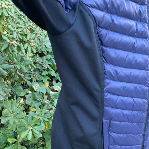32 degrees Heat Blue Thin, Skinny Travel Jacket Size S - Picture 3 of 12